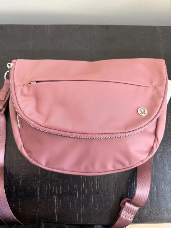 Lululemon “All Night Festival” Bag - Picture 6 of 9